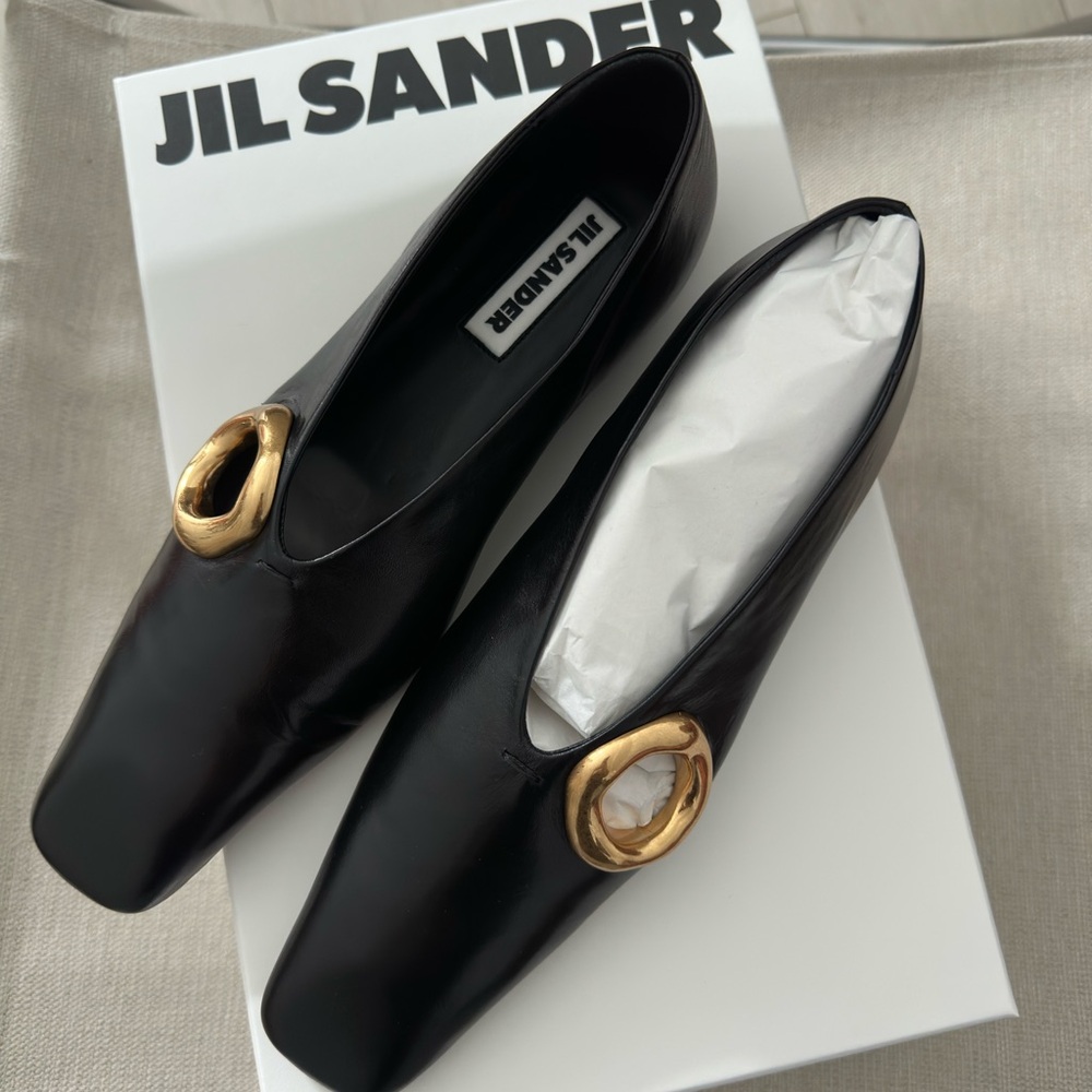 Jil Sander Black and Gold Flat Loafers with Square Toe